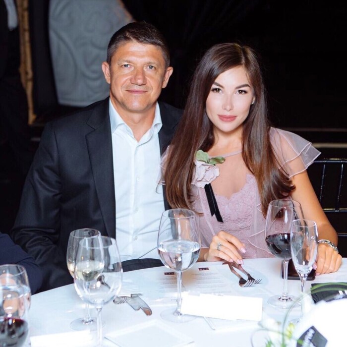 От «некрасивой» девочки до миллионерши: как Карина Нигай прошла путь от крошечной «гостинки» до элитных апартаментов, но так и не нашла «вечное» счастье