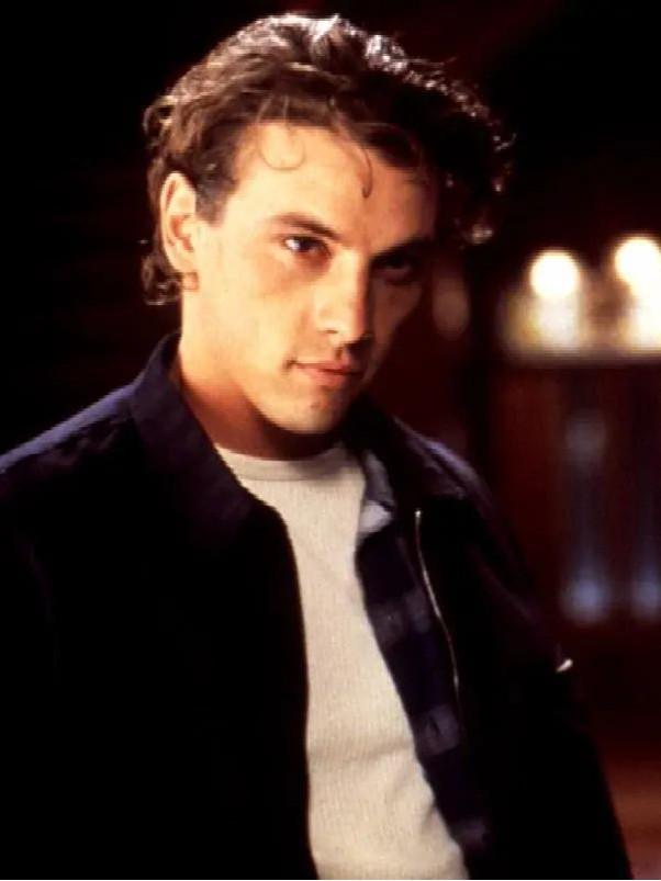 «Переписать легенду»: 30 лет «Крика» – кто и зачем 16 раз скрывался под маской убийцы?