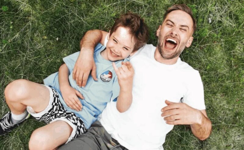 Гордость отца: Дмитрий Шепелев и его сын.