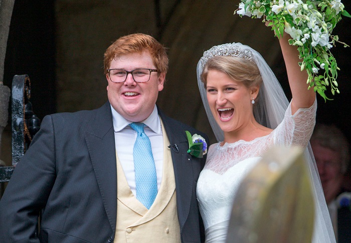 Фамильное проклятие?: Как 20-летняя Диана Спенсер в день свадьбы отвергла тиару королевы ради «тяжелой» семейной реликвии