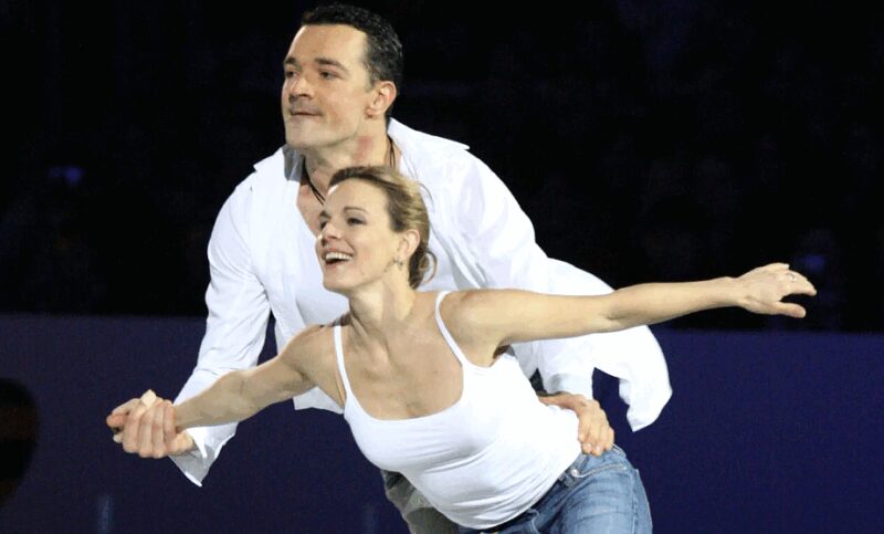 Слухи о романе Егора Бероева с фигуристкой Екатериной Гордеевой появились во время их участия в популярном шоу.