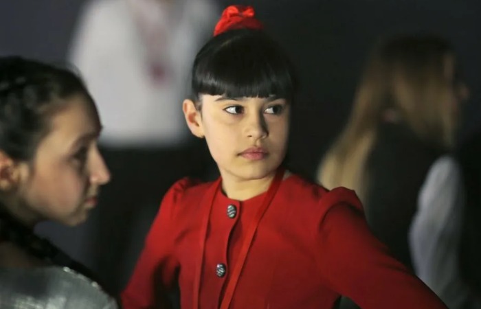 Брошенная в 3 года: как Диана Анкудинова стала звездой, а родная мать «вспомнила» о ней