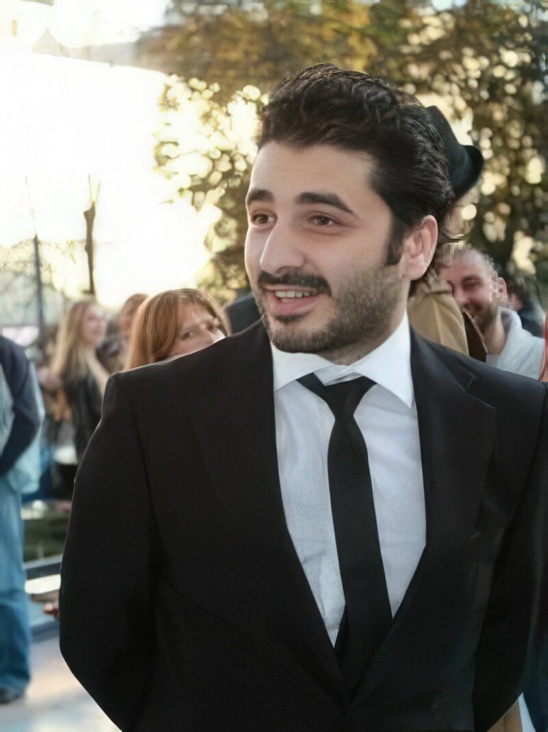 «Золотое сердце» за глыбой: Почему Сарик Андреасян выбрал 43-летнего актера на роль Пьера Безухова