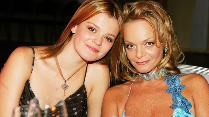 «Илья Спицын не имеет отношения!»: 13 лет спустя внучка Долиной стала копией бывшего