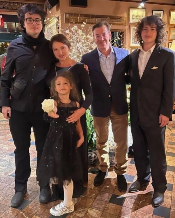 В 42 года к ней пришло осознание: «Что, если бы кто-то забрал моего мужа?» : Анна Банщикова о двух разрушенных семьях и горьком раскаянии