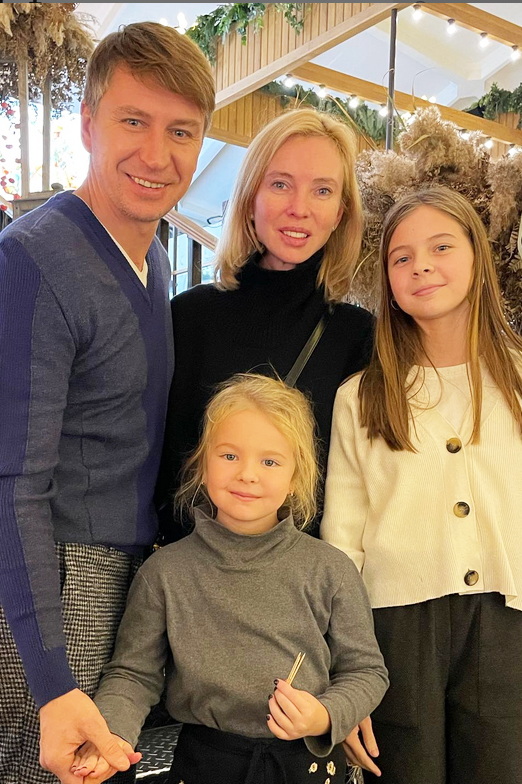 «Козленочек» и ловелас на льду: 46-летний Алексей Ягудин — как скандалы и болезни привели его к «гениальной» жене