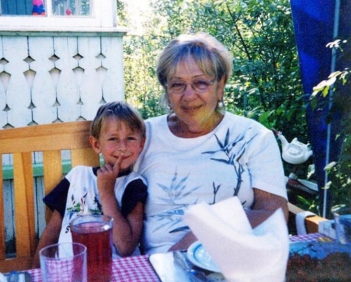 Галина Волчек с внуком Артемом, которого бывшая невестка Татьяна Цыплакова называла самым любимым человеком в своей жизни.