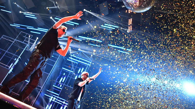 22 года любви и 44 прожитых года: Солист «Отпетых мошенников» Сергей Аморалов потерял свою «единственную», которая «помогала ему принимать решения»