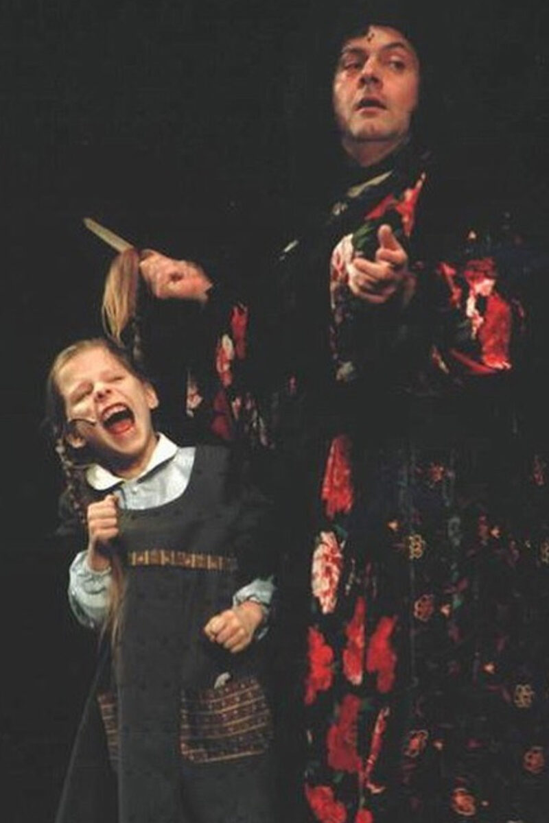 31-летняя звезда «Папиных дочек» : «Она себе на уме» — как Лиза Арзамасова, несмотря на 21-летнюю разницу, нашла счастье с Авербухом и родила двоих детей