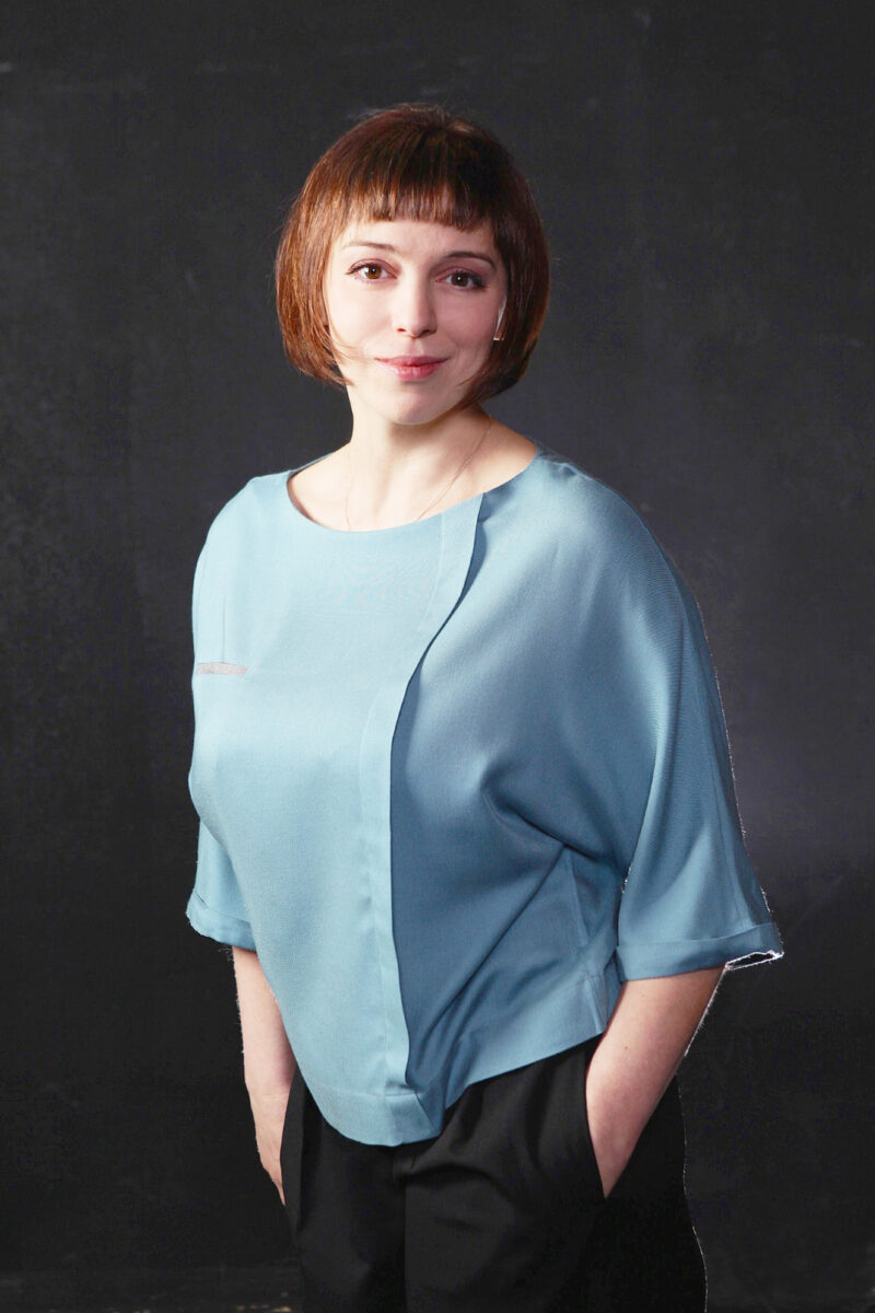 От «гадкого утенка» до сильной женщины в 46: «Мне было тяжело переживать такое внимание», но Нелли Уварова нашла себя после двух браков и личных потерь