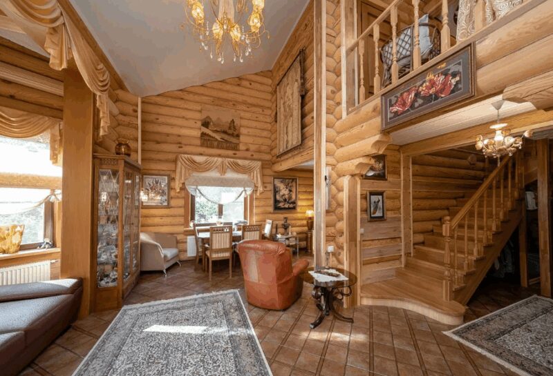 «Не дворец, а крепость души»: как выглядит загородный дом 75-летнего Михаила Боярского, где он нашел покой после 45 лет брака