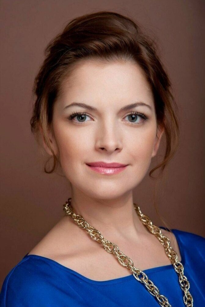 Загадочная улыбка Натальи Юнниковой.