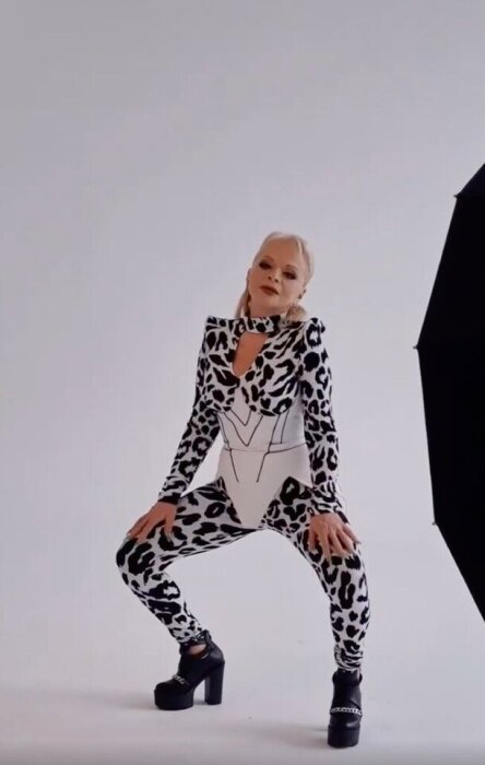 «Обыкновенная хамка» и отмена концертов: Почему 68-летняя Лариса Долина оказалась в центре грандиозного скандала с квартирой на 317 миллионов?