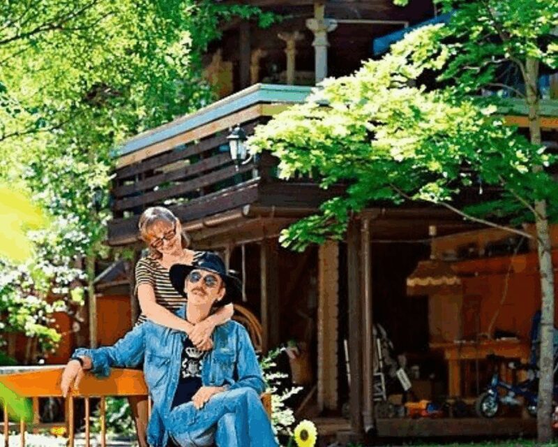 «Не дворец, а крепость души»: как выглядит загородный дом 75-летнего Михаила Боярского, где он нашел покой после 45 лет брака