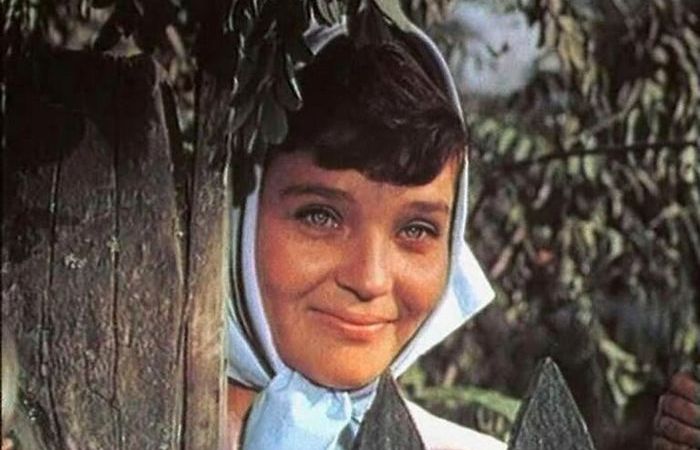 «Невиноватая я!»: Роковая блондинка СССР, покорившая миллионы, но... как Светлана Светличная потеряла сына в 34, обвинила старшего в убийстве и закончила жизнь с болезнью, стёршей память.