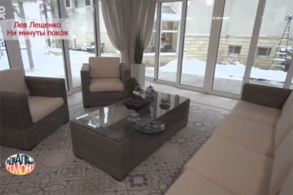 Элементы декора мужской зоны, подчеркивающие классический стиль.