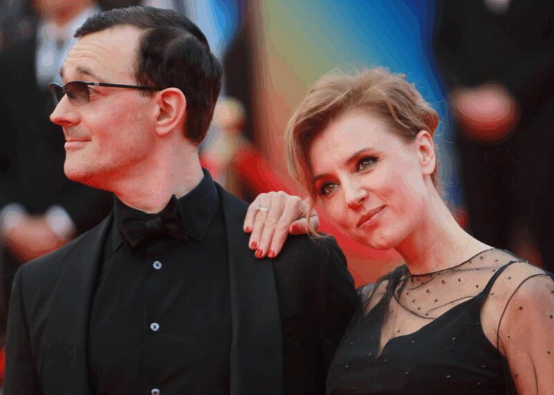 Идеал рухнул, а за ним и здоровье: 51-летняя Ксения Алферова «свалилась» после тайного развода с Егором Бероевым, который женился на 21-летней