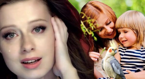 Подарок вместо мамы: Как Юлия Савичева «откупилась» от дочери попугаем на глазах у всей страны