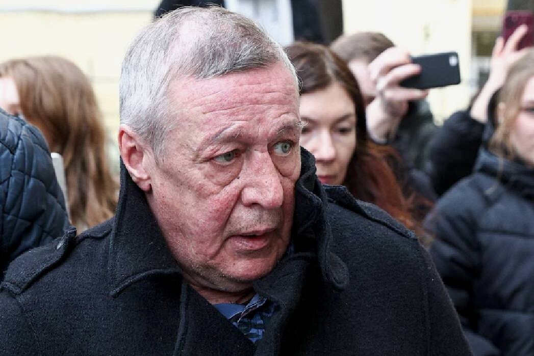 Адвокат Ефремова: «Больше всего влияет, не совершит ли он в этот период другого преступления»