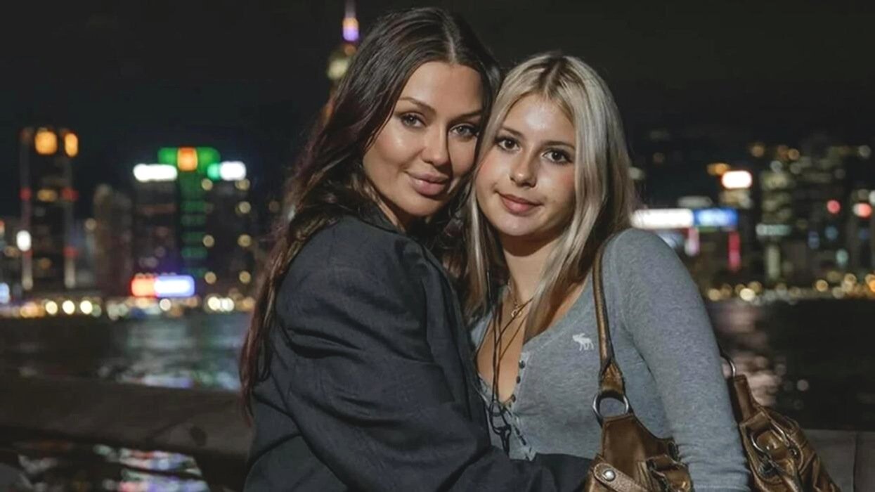 «Будешь в сарае жить»: 14-летняя Анджелина поставила условие Виктории Боне