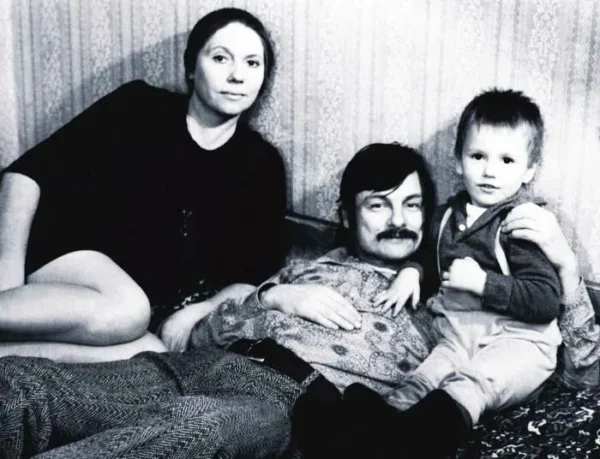 «Самая страшная и спасительная»: как Лариса Кизилова стала женой, которую боялся Тарковский