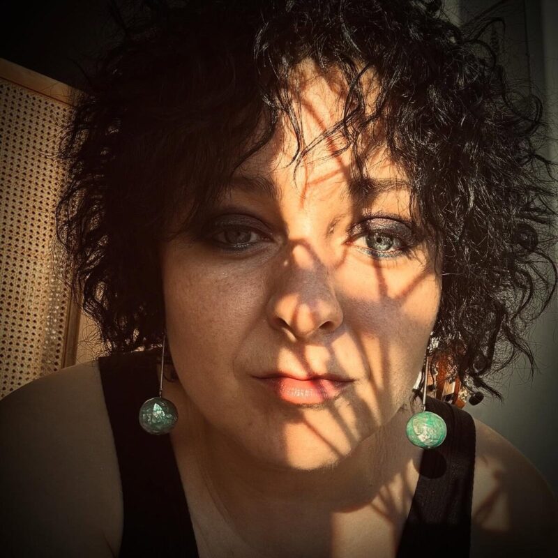 Мария Бурляева с сыновьями: Артемием, Даниилом и Марком.