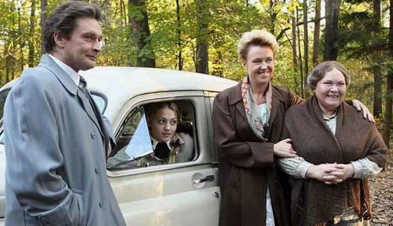 Александр Домогаров в образе Фирюбина на съёмочной площадке сериала «Фурцева».