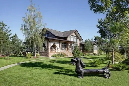 Баня с караоке – место для отдыха и весёлых встреч в загородном поместье.