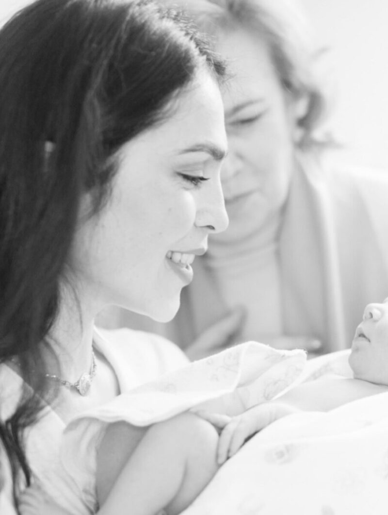 Счастливое ожидание: Сати Казанова в период беременности.