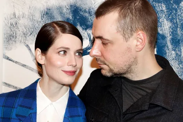 Их история началась под пристальным вниманием общественности.