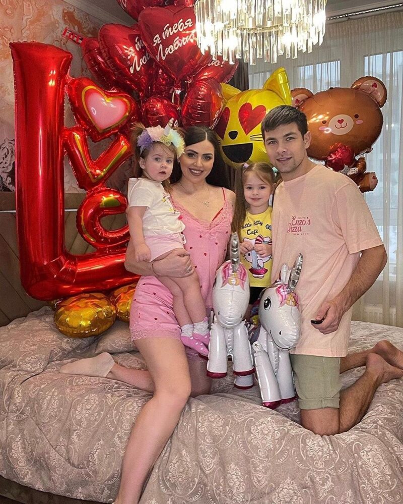 Ольга Рапунцель: Как "длинноволосая принцесса" "Дома-2" пережила предательства и войну за дочерей