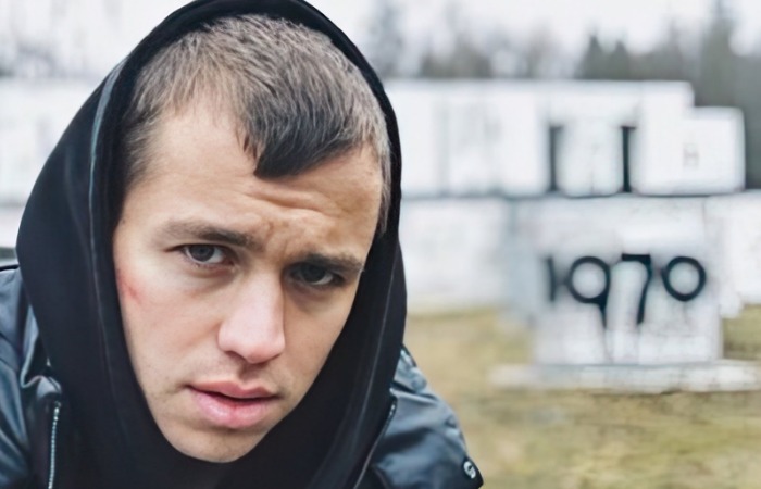 30 миллионов долгов и смена веры: как Сергей Романович пережил семь лет забвения и вернулся в кино