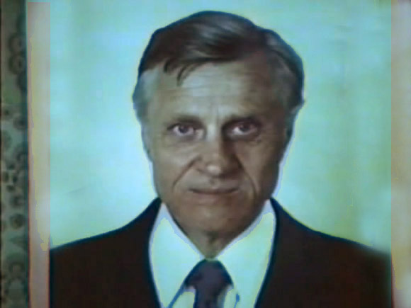 Сцена, где мёртвые говорят: один из самых жутких моментов картины.