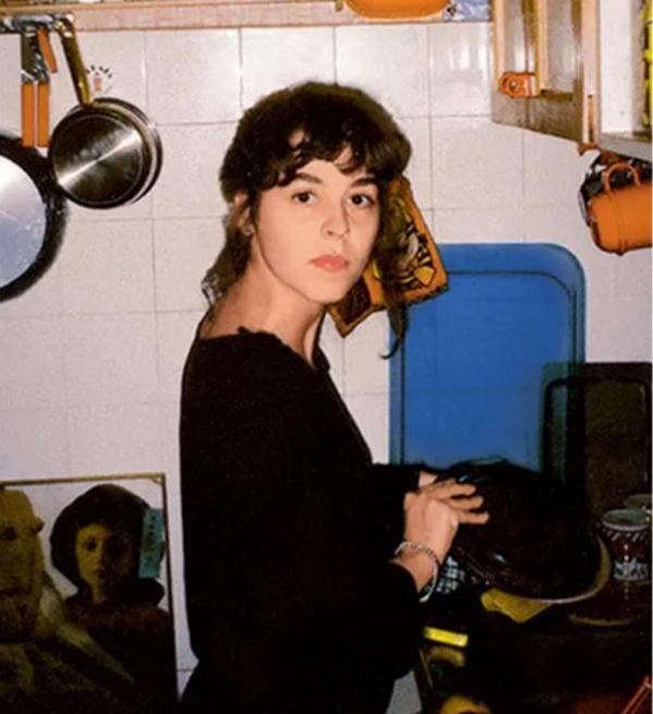 Две жены, семеро детей и «самая большая потерянная любовь»: бурная жизнь Никаса Сафронова