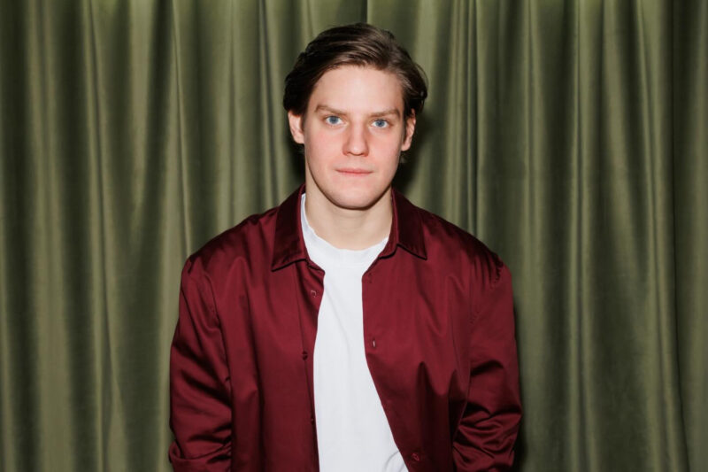 Скандал в киномире: психолог Вероника Степанова объявила войну звездным династиям