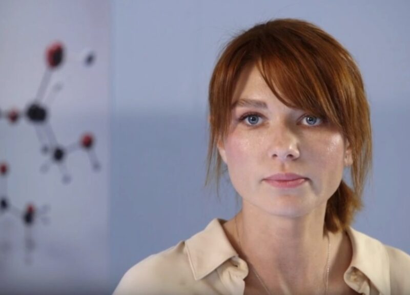 Алёна Спивак проложила свой путь в искусстве без поддержки династии.