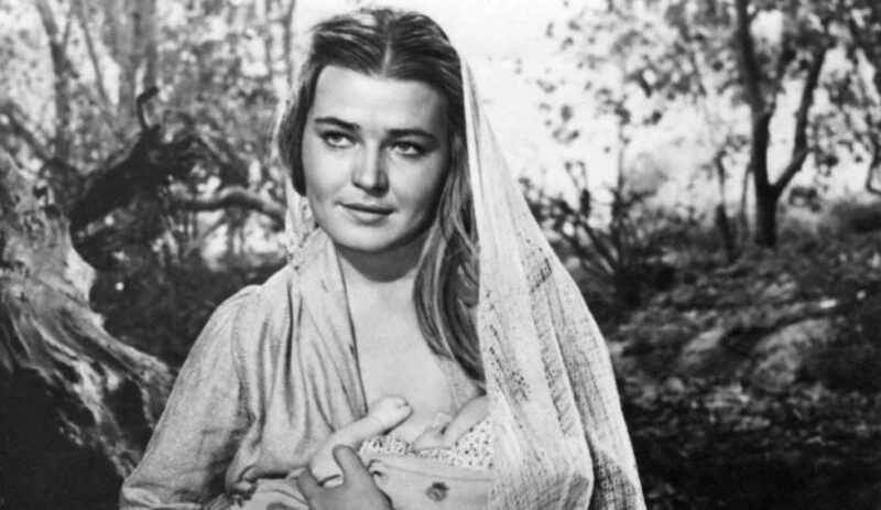 Несмотря на годы, Людмила Чурсина остаётся верна искусству