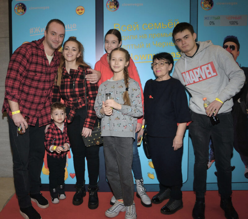 Максим Щеголев: от избитого подростка до актера-бунтаря, пережившего предательство и нашедшего счастье с Теоной Дольниковой