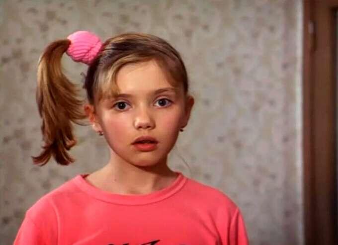 Ольга Кузьмина в образе Насти из сериала «Кухня».