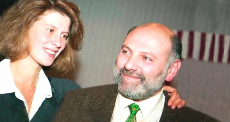 Ирина Метлицкая и Сергей Газаров на сцене.