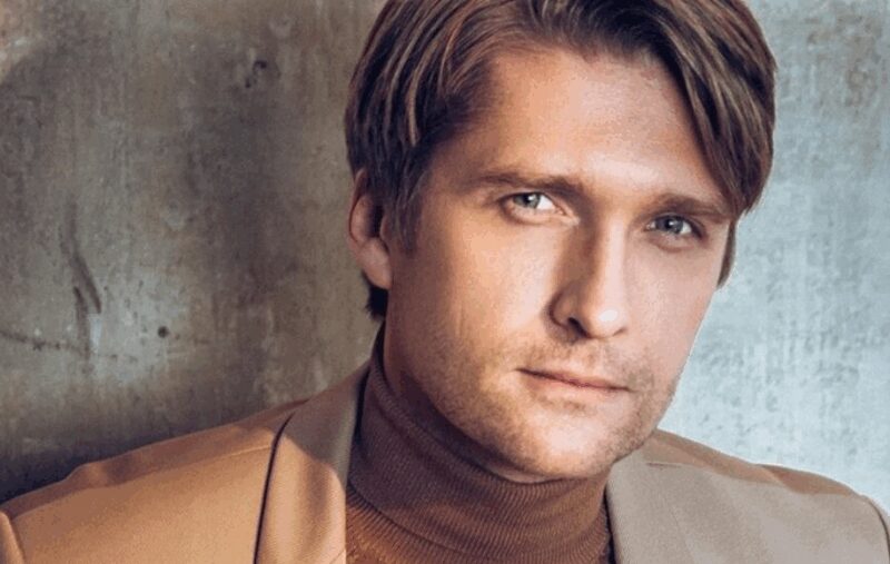 Дмитрий Пчела, с которым Карина пережила яркий, но скоротечный роман.