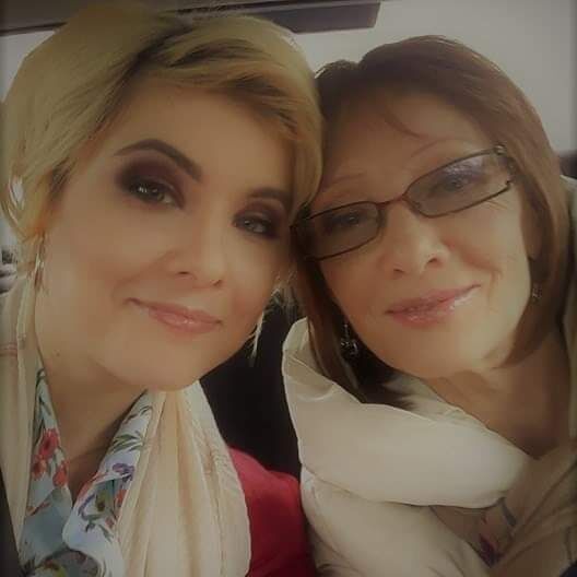 Александр Малинин – биологический отец Киры.