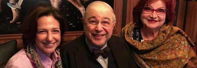 Семейный портрет: Евгений Петросян, Татьяна Брухунова и Ваган.