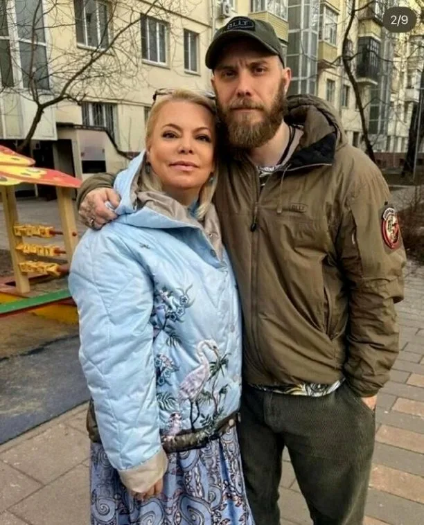 Певица Маша Распутина с дочерью Марией.