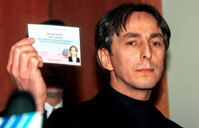 Скандалы, романы и роковой выстрел: драматичная судьба Умара Джабраилова, которую раскрыли его дочери