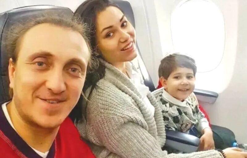 Денис и Эльвира Дороховы с первенцем Артемом, когда Денис только начинал свой путь в Москве.