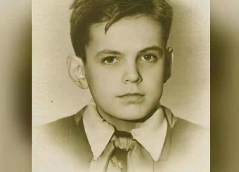 Георгий Тараторкин в одной из своих театральных ролей.