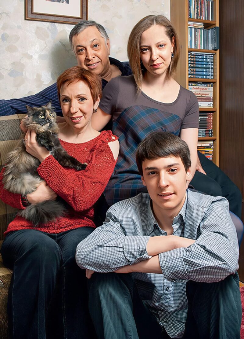 От сцены до храма: как живут дети актрис, бросивших вызов стандартам красоты