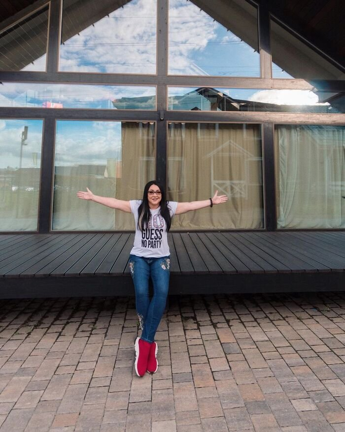 «Мечтала провести там старость с мужем»: как выглядит дом Лолиты Милявской в Болгарии, ставший «Новым ковчегом» после расставания с Дмитрием Ивановым