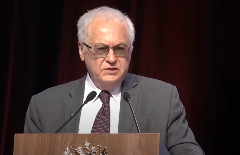 Цифровая экономика, выстраиваемая годами, оказалась под угрозой из-за ограничений.